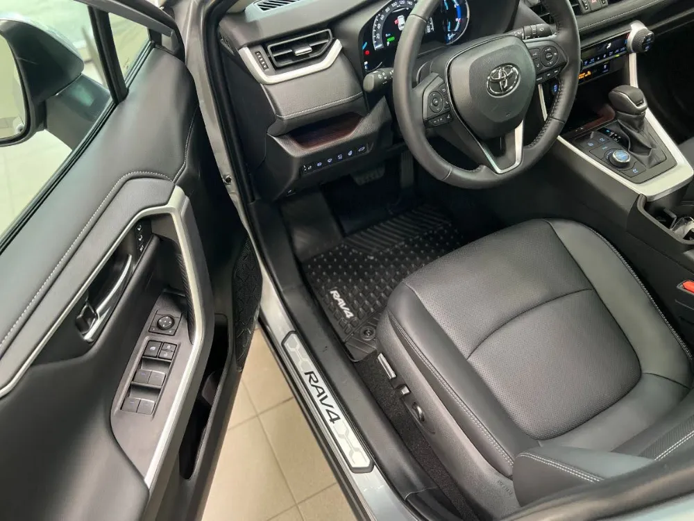 2022 RAV4 Hybrid Limited Photo Gallery Silver Black Interior 20